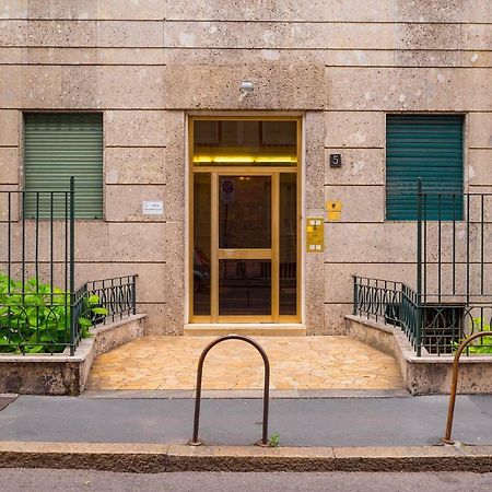 Exclusive 3 Bedrooms Apartment Near Duomo Milan Extérieur photo